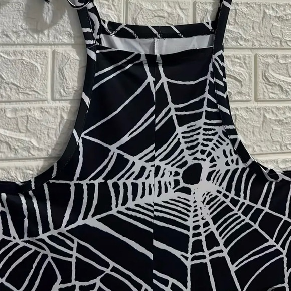 Spiderweb jumper - Picture 1 of 3